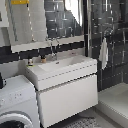 T2 Climatise A Apartment *
